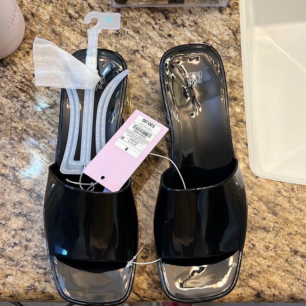 Wild fable sandals